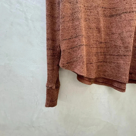 Treasure and Bond || Baby Cowl Cropped Curved Hem Slub Sweater Rust Orange XS - Picture 6 of 11